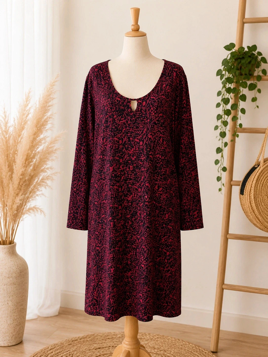 Robe Inextenso 3XL noire et bordeaux imprimée – Manches longues – Coupe fluide grande taille